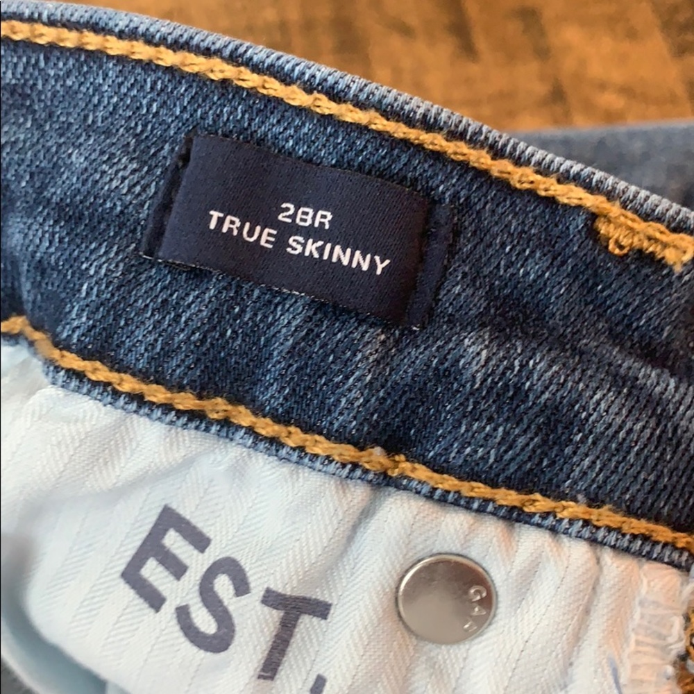 Jeans - Picture 2 of 3